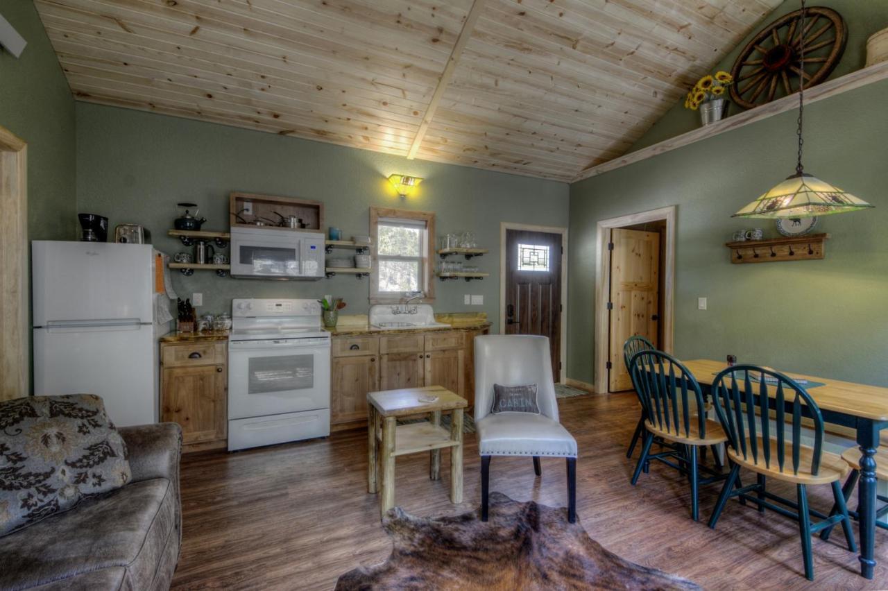 Vila Yak Ridge Cabins And Farmstead By Mount Rushmore Keystone Exteriér fotografie